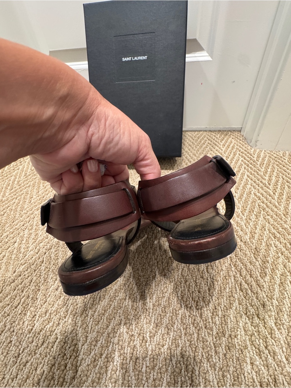 Saint Laurent Hiandra Brown Leather Gladiator Flat Sandals 38.5 EU w/ Box - Picture 6 of 9